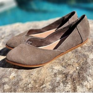 Toms Jutti Olive Suede Flats - Sz 6.5